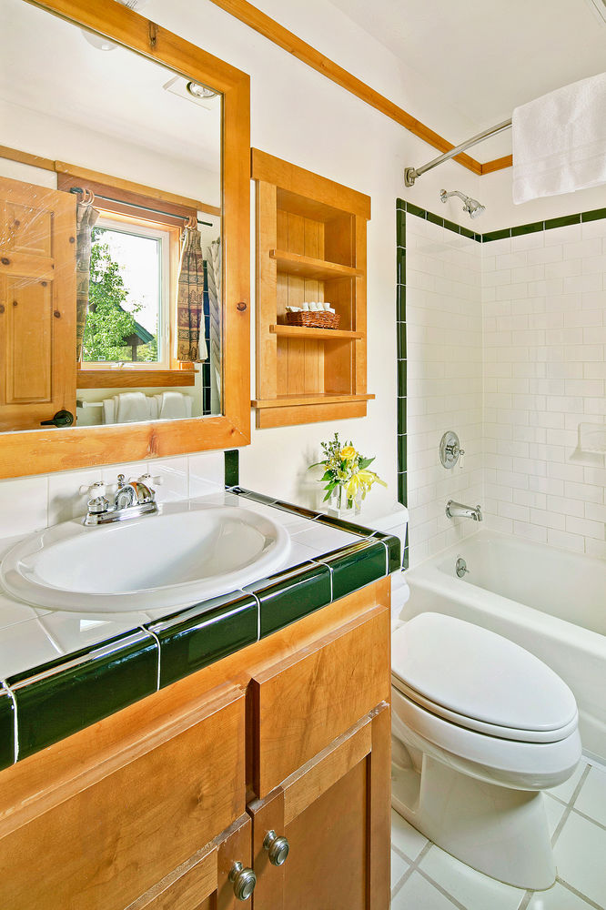 Tamarack Lodge and Resort