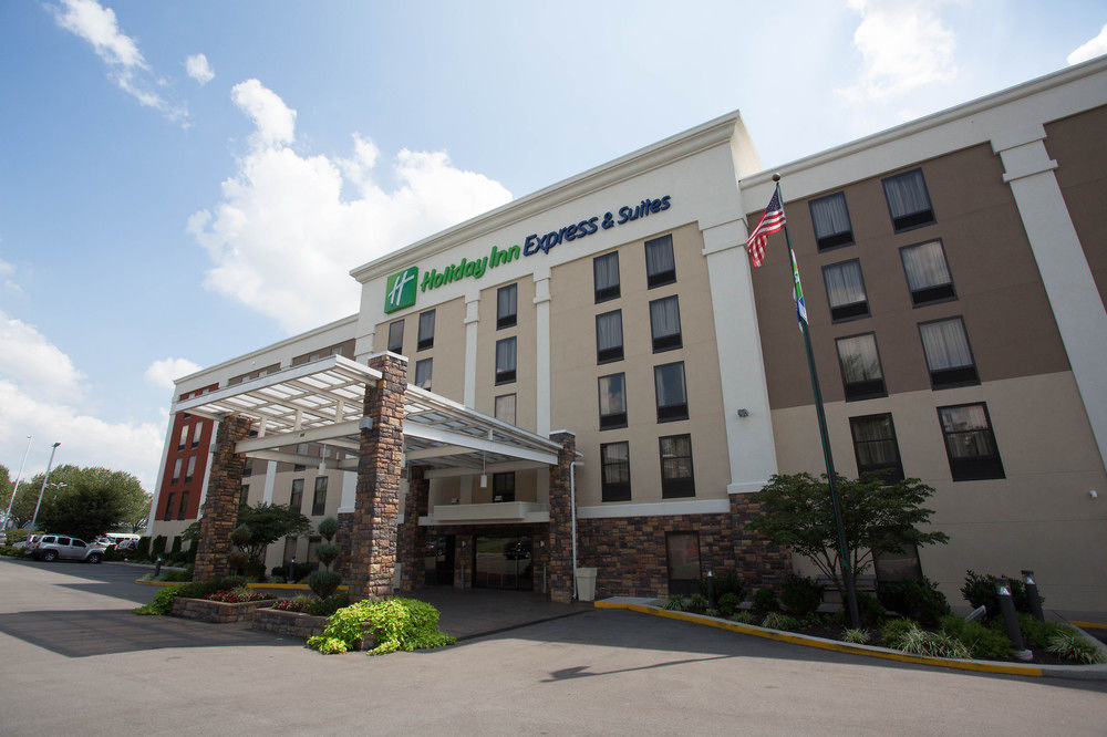 HOLIDAY INN THE CROSSINGS