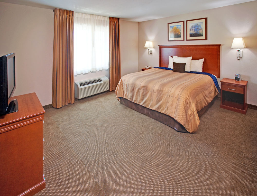 CANDLEWOOD SUITES BELLEVUE