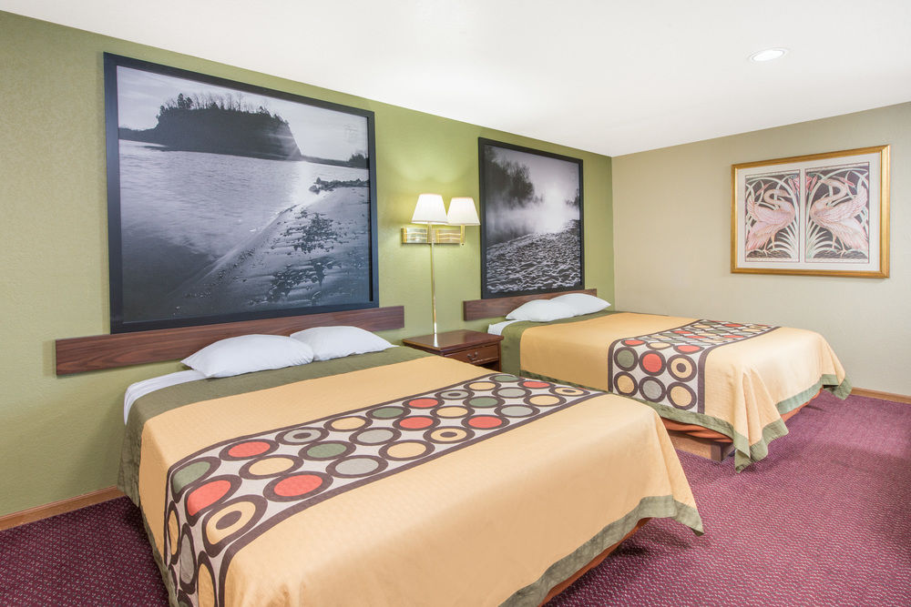 Super 8 by Wyndham Sikeston/Miner Area