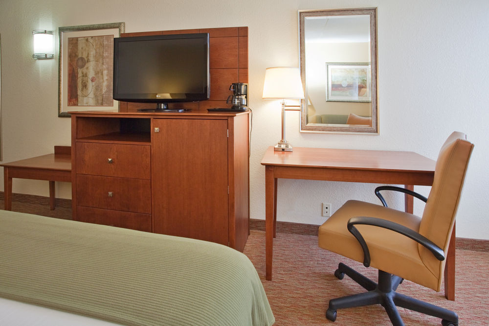 Holiday Inn Express Lynchburg, an IHG Hotel