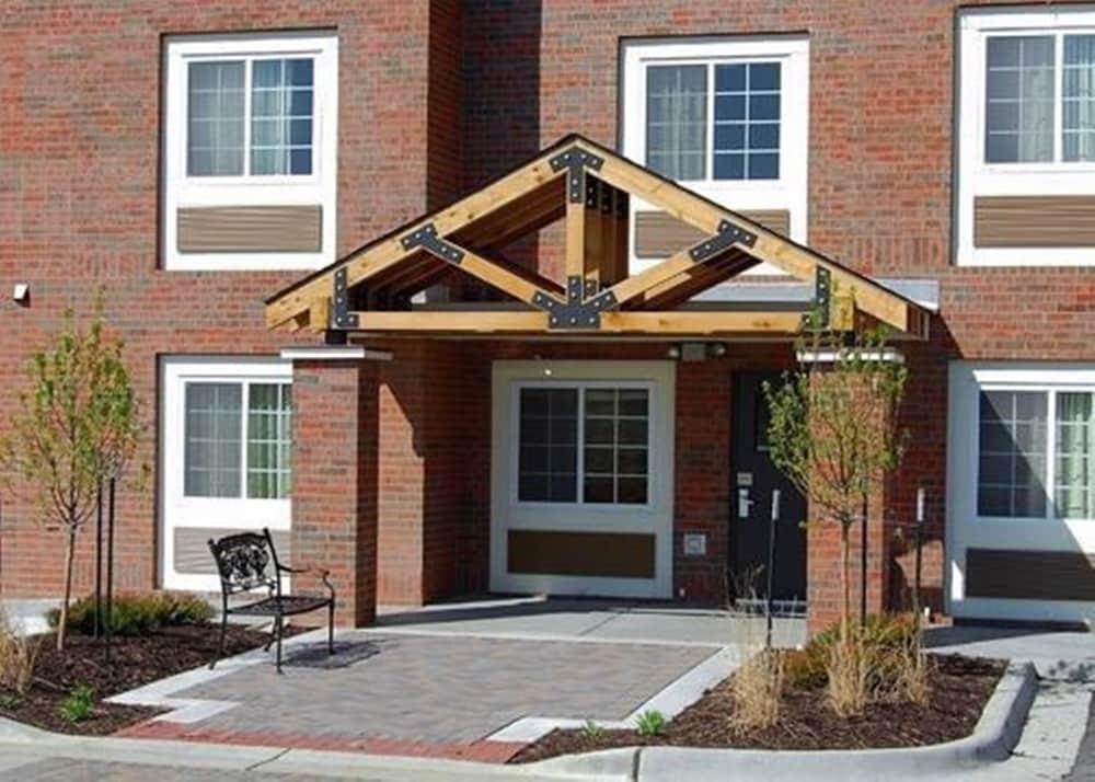 SUBURBAN EXTENDED STAY HOTEL