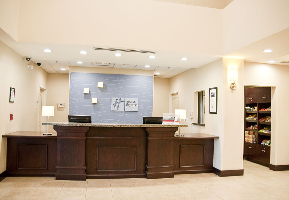 Holiday Inn Express & Suites Clovis-Fresno Area