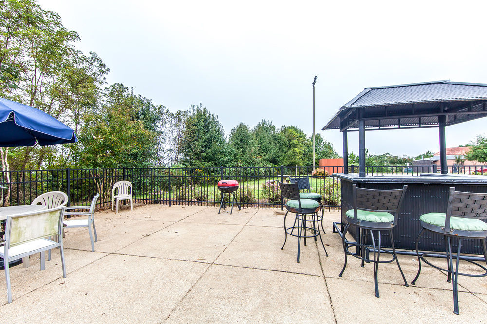 Best Western Plus Magnolia Inn & Suites