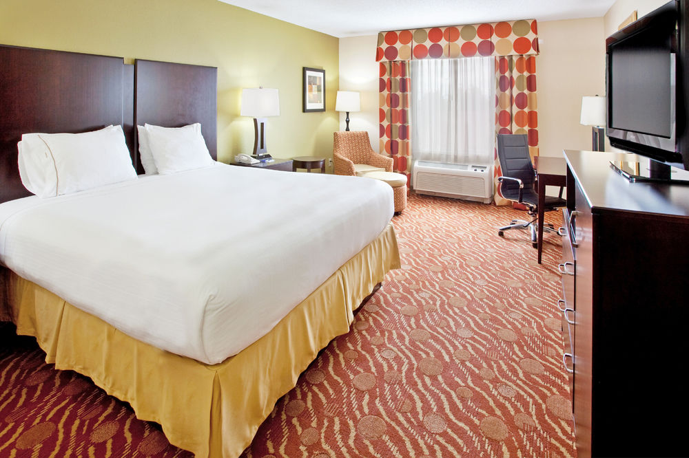 HOLIDAY INN EXPRESS HOTEL AND SUITES ANDERSON-I-85 (HWY 76, EX 19B)