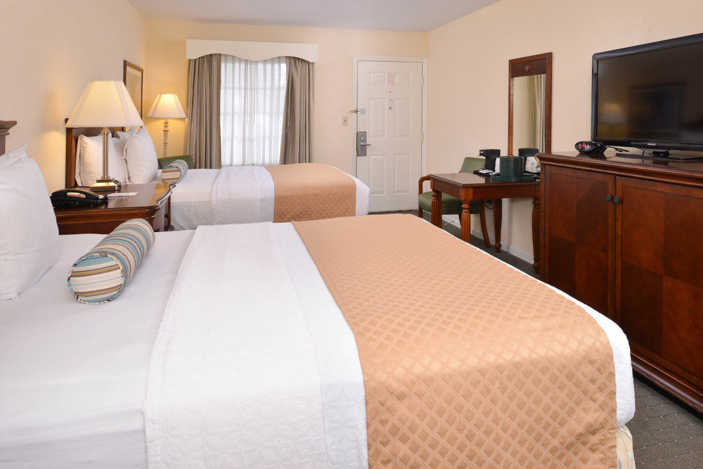 Best Western Plus Santee Inn
