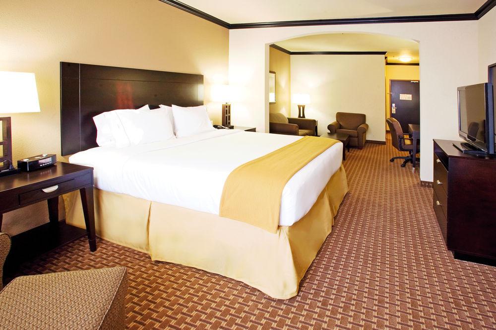 HOLIDAY INN EXPRESS HOTEL AND SUITES CORPUS CHRISTI