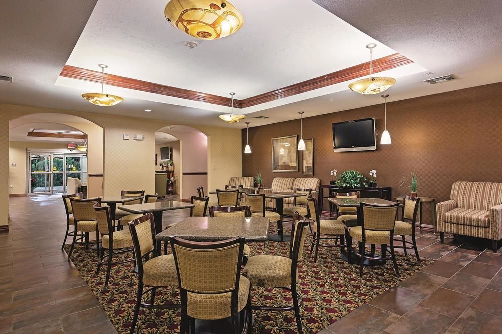 La Quinta Inn & Suites by Wyndham Cleburne