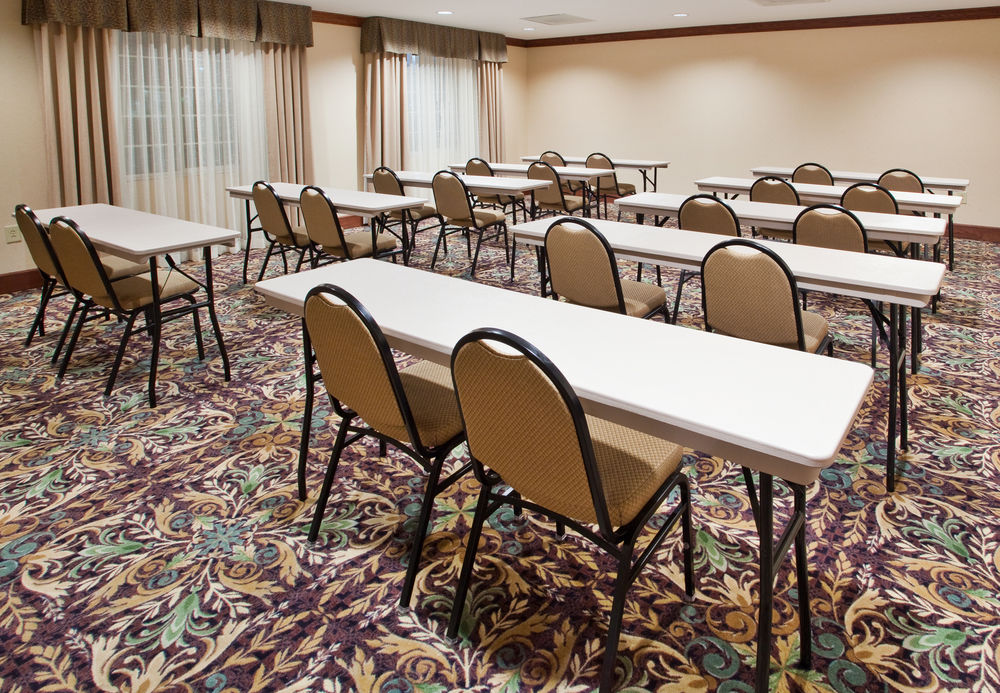 Staybridge Suites Columbus - Fort Benning
