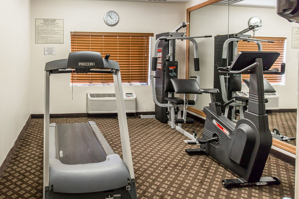 Quality Inn at Collins Road - Cedar Rapids