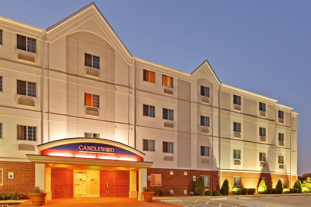 CANDLEWOOD SUITES CLARKSVILLE