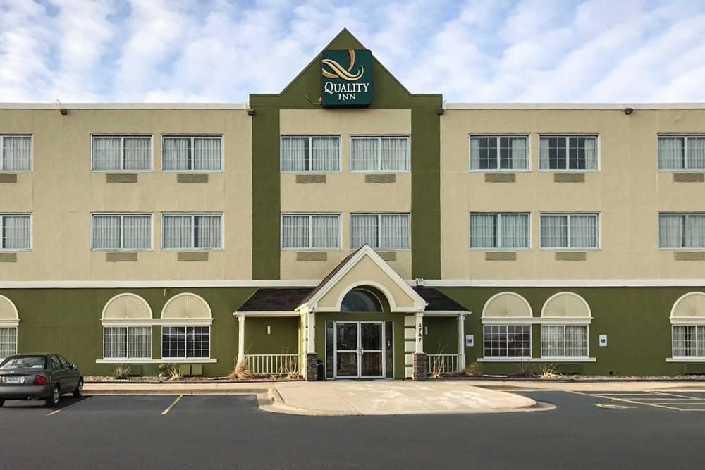 AmericInn by Wyndham Cedar Rapids North