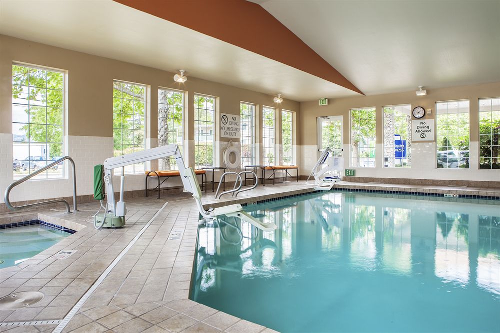 Holiday Inn Express Corvallis-On the River, an IHG Hotel