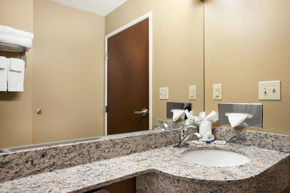 Microtel Inn & Suites by Wyndham Cambridge
