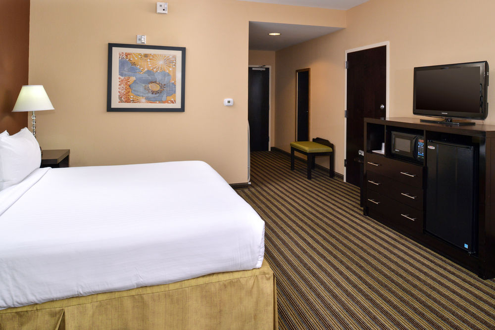 Holiday Inn Express Columbia, an IHG Hotel