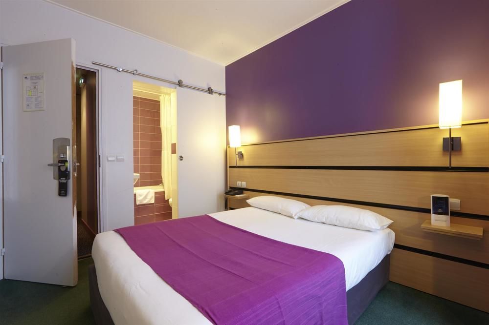 Hotel Kyriad Paris 10 Canal Saint Martin