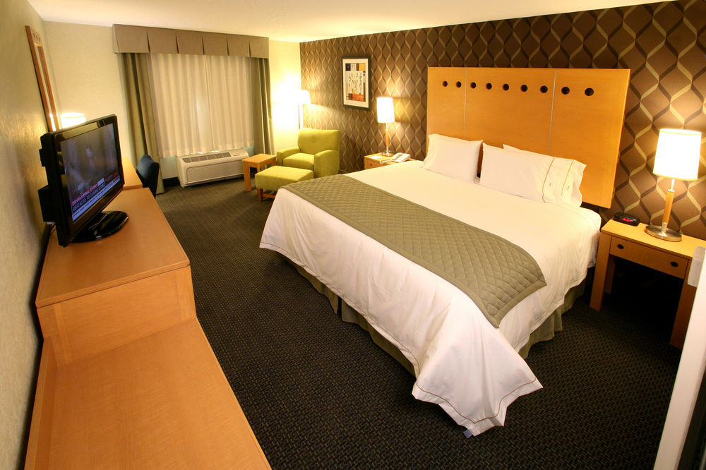 Holiday Inn Express Hotel & Suites Monterrey Aerop