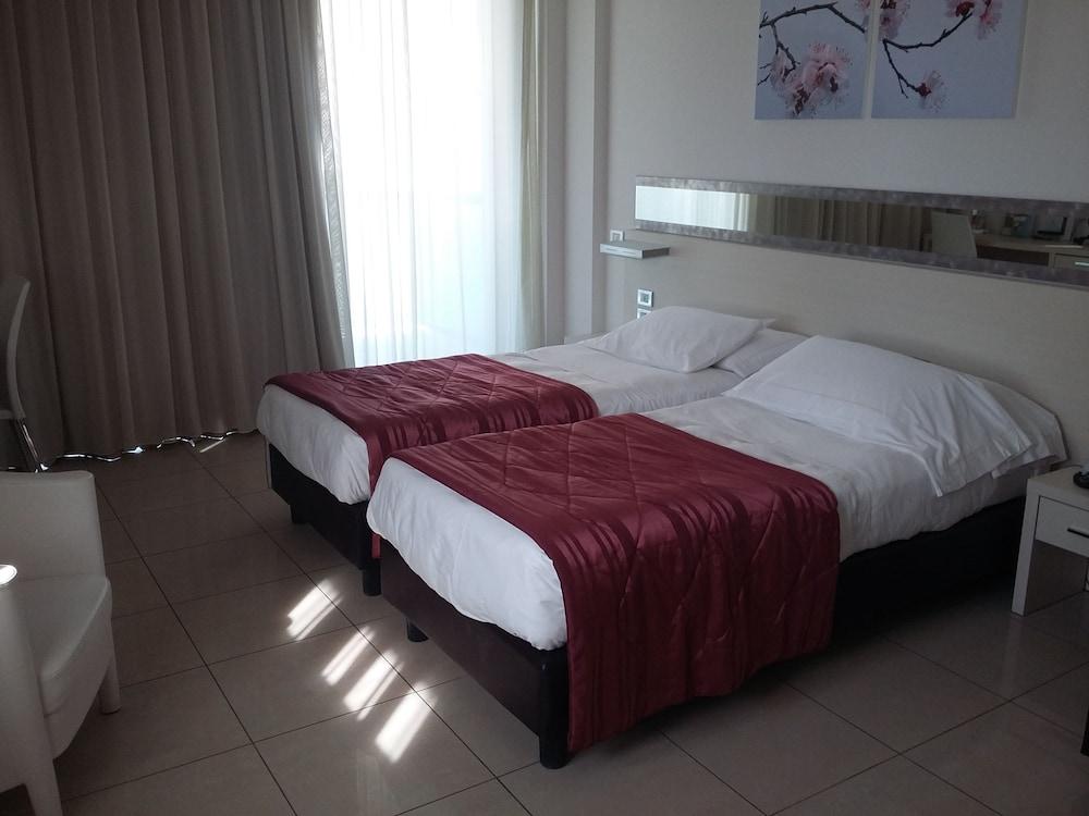 Fotos del hotel - MERCURE RIMINI ARTIS