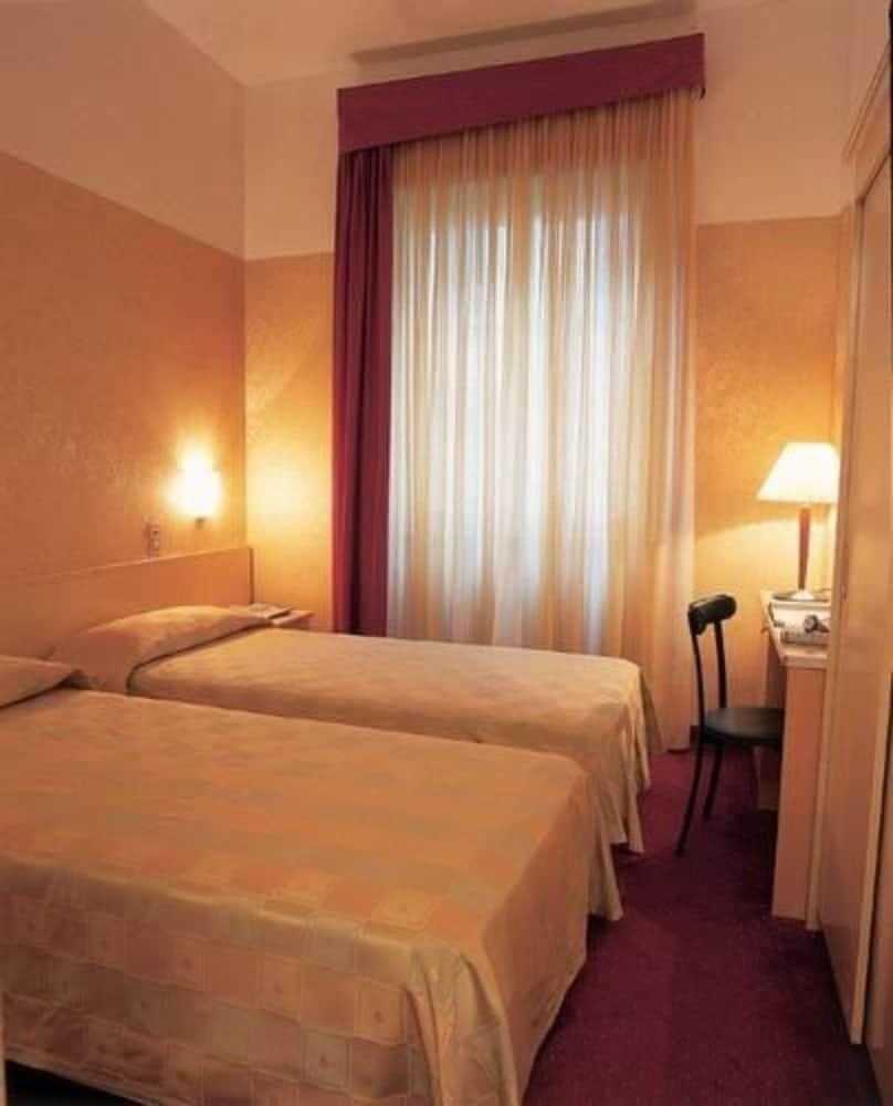 Fotos del hotel - SANT AMBROEUS HOTEL
