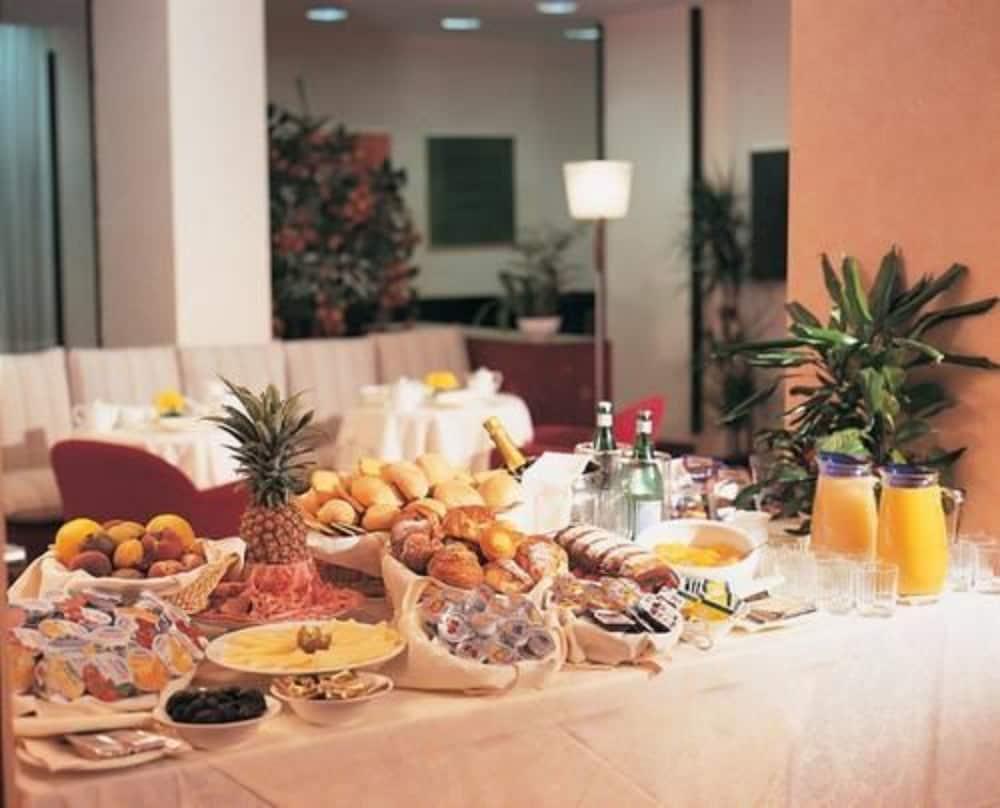 Fotos del hotel - SANT AMBROEUS HOTEL