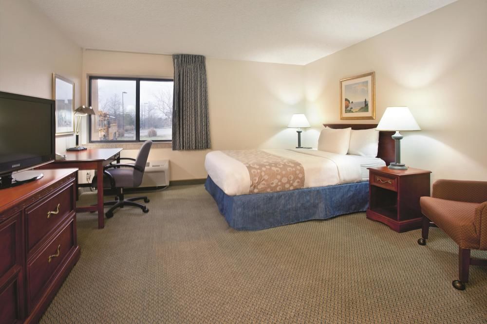 La Quinta Inn & Suites by Wyndham Cincinnati NE - Mason