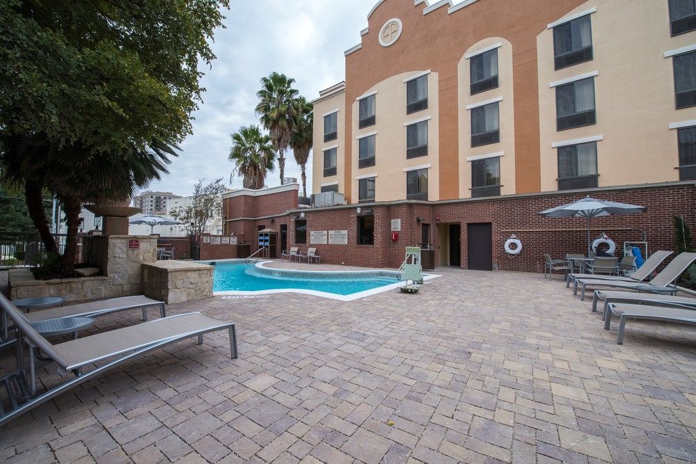 SpringHill Suites San Antonio Downtown/Riverwalk Area