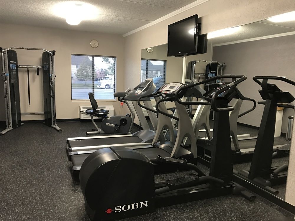Country Inn & Suites by Radisson, Mt. Pleasant-Racine West, WI