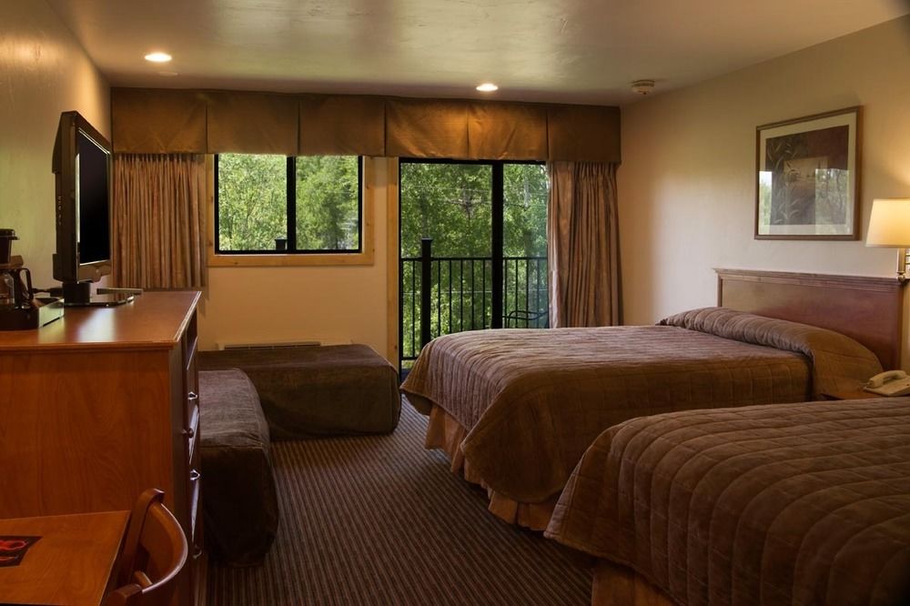 Rabbit Ears Motel