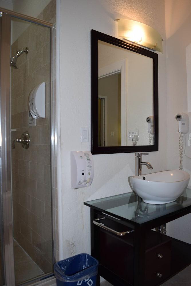 Fotos del hotel - AMERICAS BEST VALUE INN & SUITES - SOMA