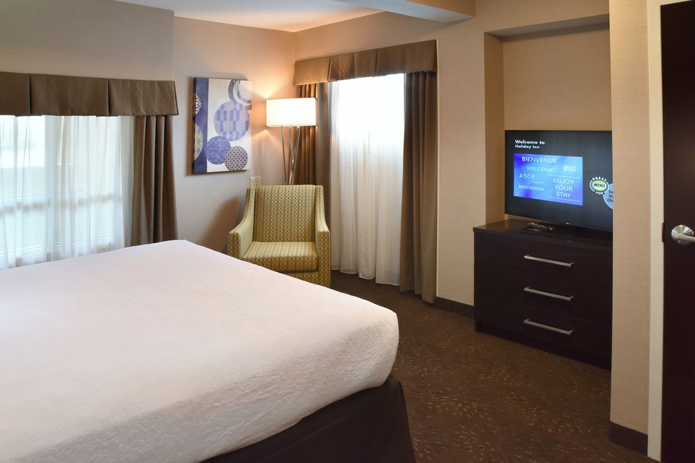 Holiday Inn Canton (Belden Village), an IHG Hotel