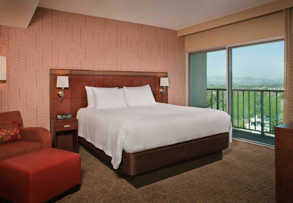 Courtyard By Marriott Los Angeles - Sherman Oaks