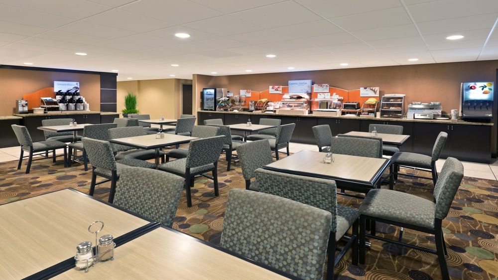 HOLIDAY INN EXPRESS HOTEL AND SUITES COLBY
