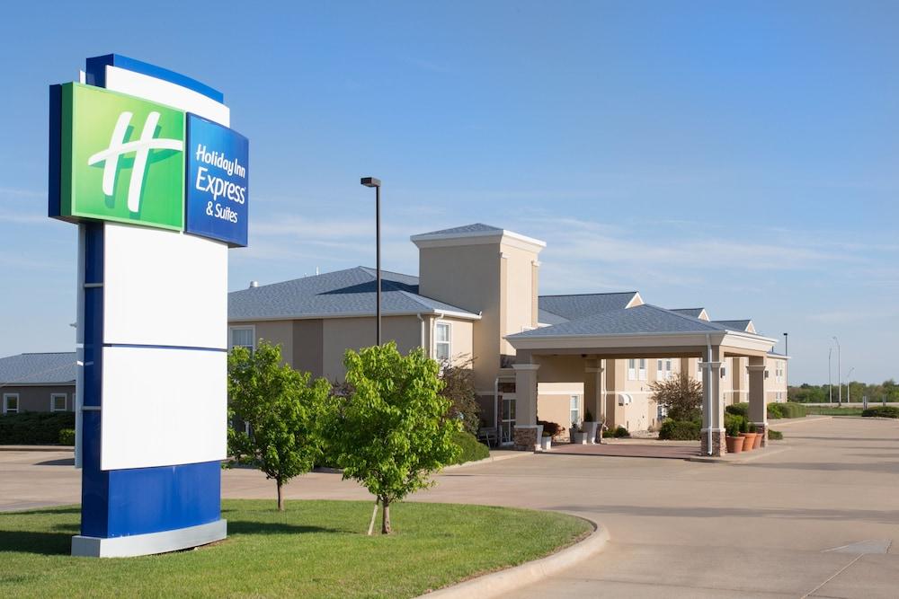 HOLIDAY INN EXPRESS HOTEL AND SUITES ABILENE