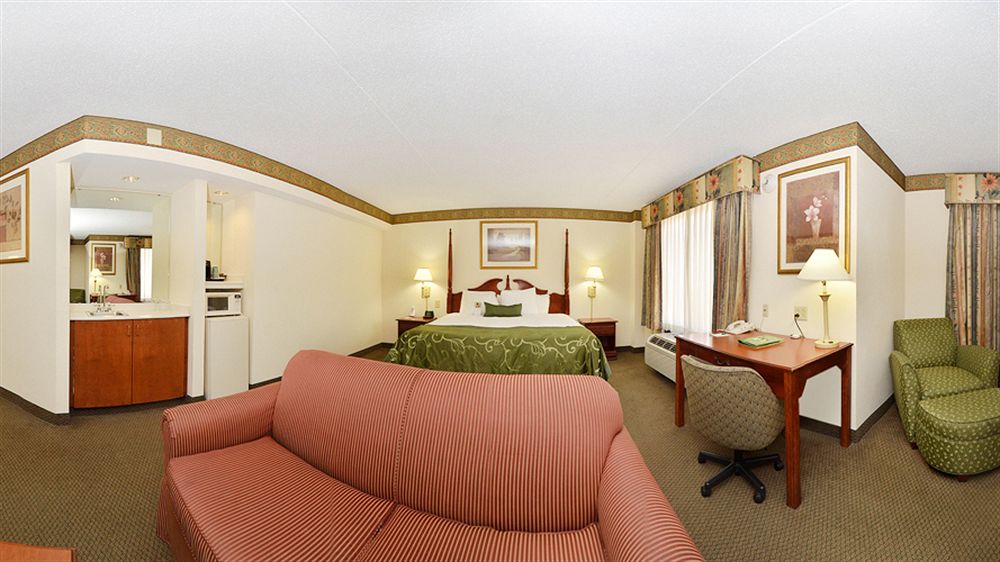 Holiday Inn Express & Suites Longview North