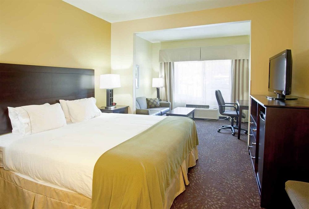 Holiday Inn Express Charleston-Kanawha City