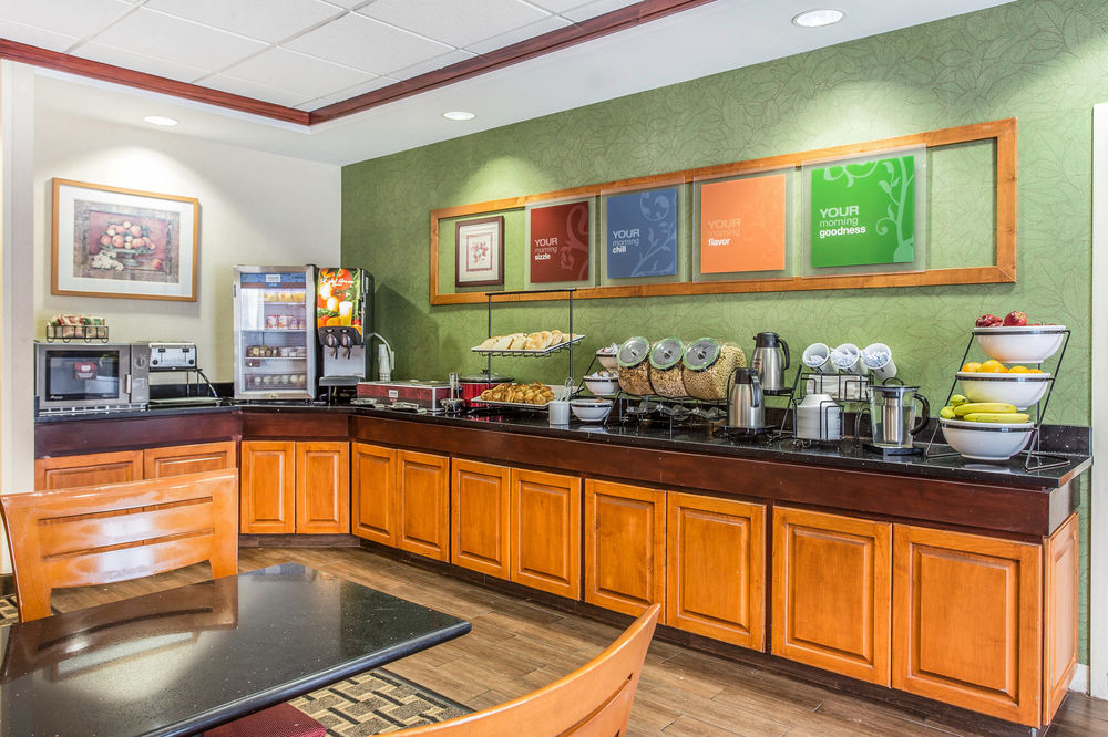 Comfort Inn & Suites