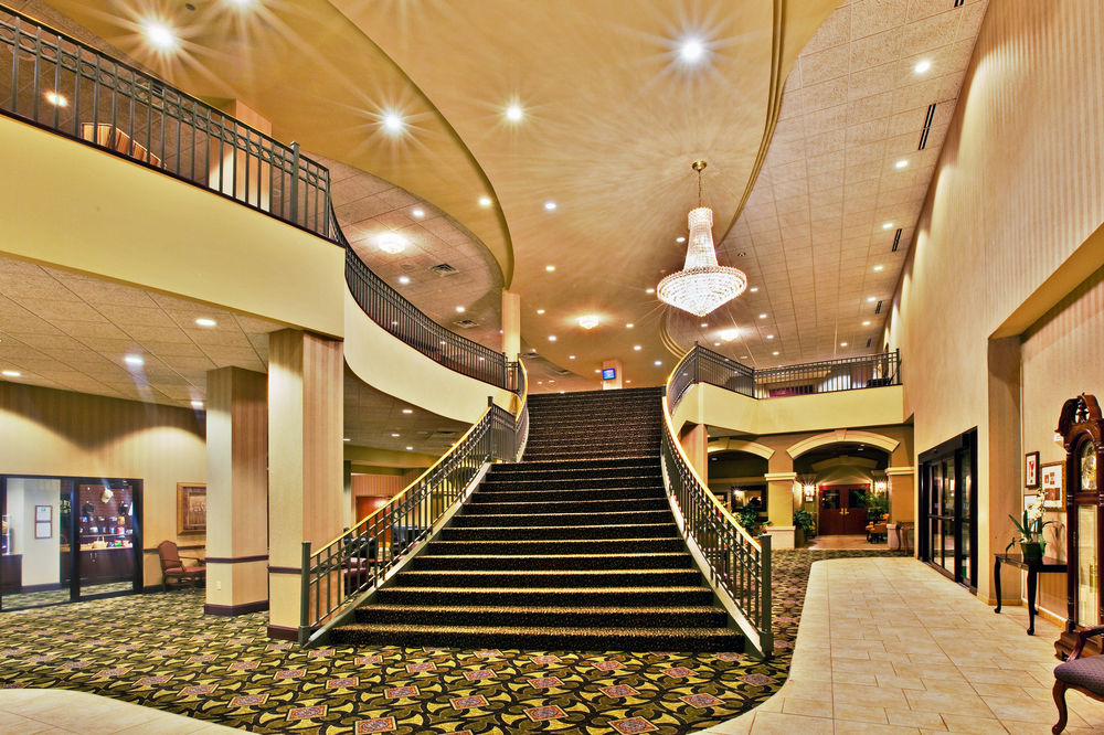 Holiday Inn Lafayette-City Centre, an IHG Hotel
