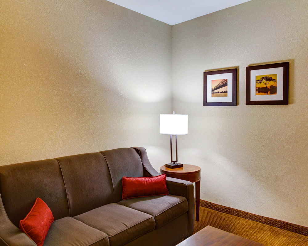 Comfort Inn & Suites Covington - Mandeville