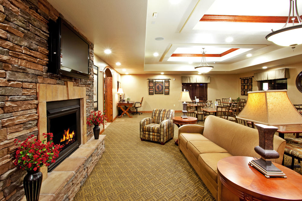 Holiday Inn Express Hotel & Suites Lewisburg, an IHG Hotel