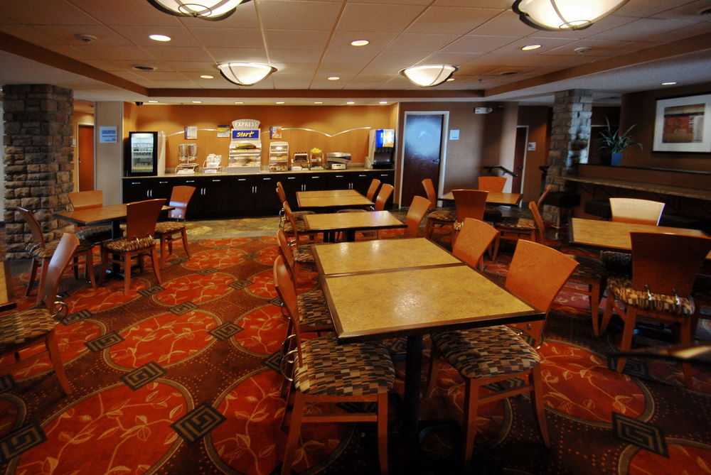 Holiday Inn Express & Suites Denver Sw-Littleton