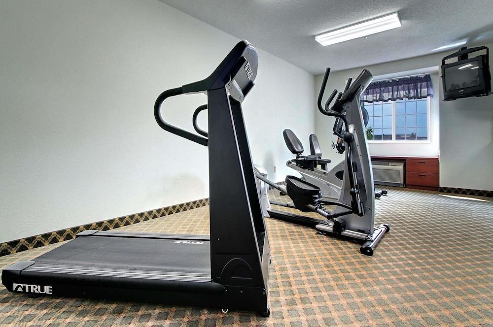 Microtel Inn & Suites by Wyndham Bridgeport