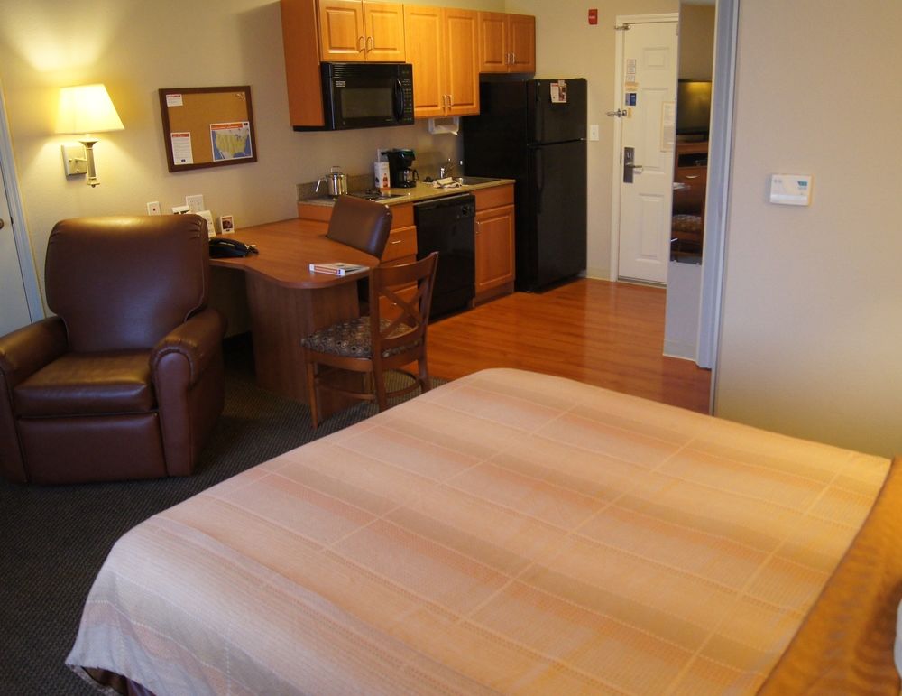 CANDLEWOOD SUITES OFALLON, IL - ST. LOUIS AREA