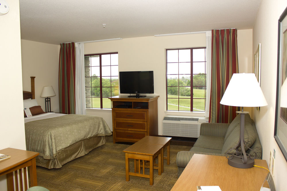 Staybridge Suites Houston Willowbrook, an IHG Hotel