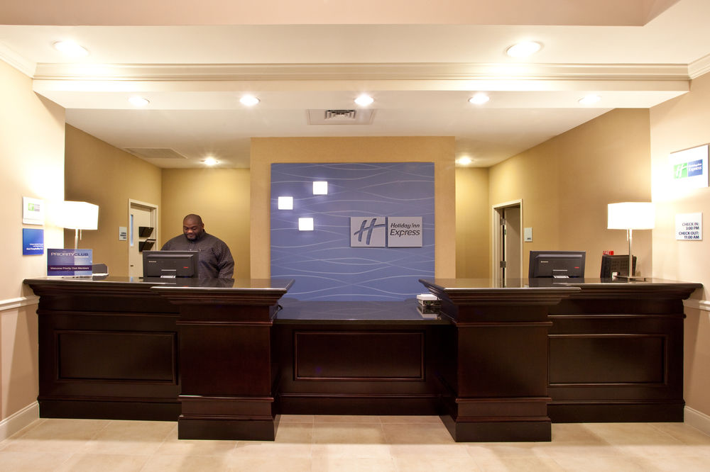 Holiday Inn Express Palatka Northwest