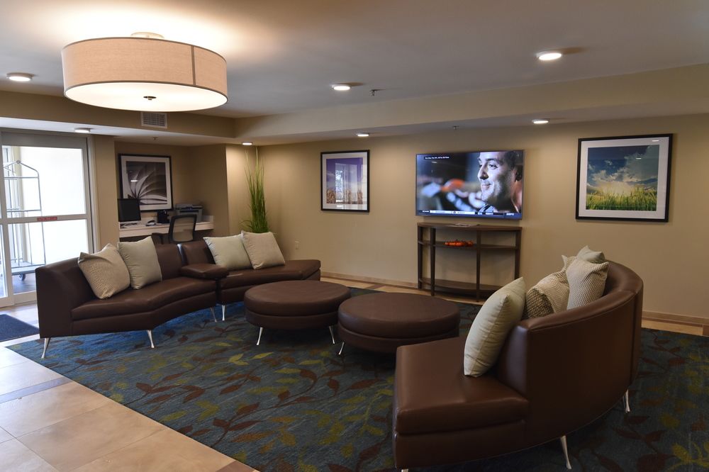 Candlewood Suites Baton Rouge - College Drive, an IHG Hotel
