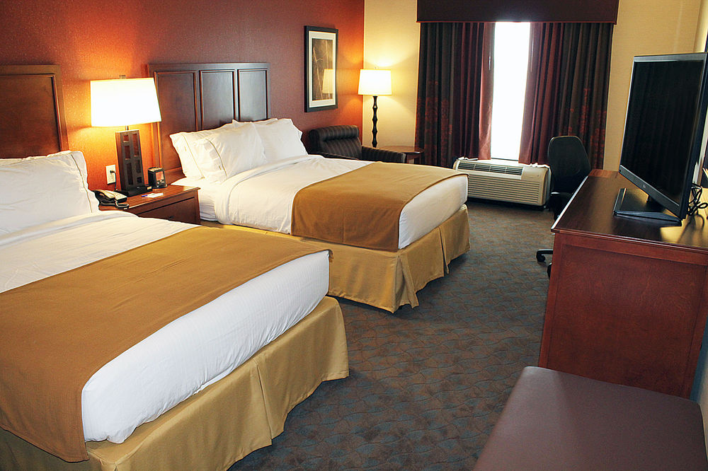 HOLIDAY INN EXPRESS PADUCAH