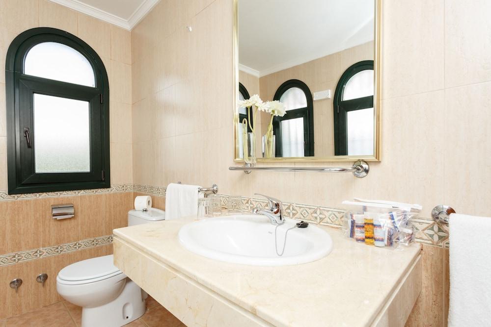 Fotos del hotel - HOTEL PUEBLO ANDALUZ