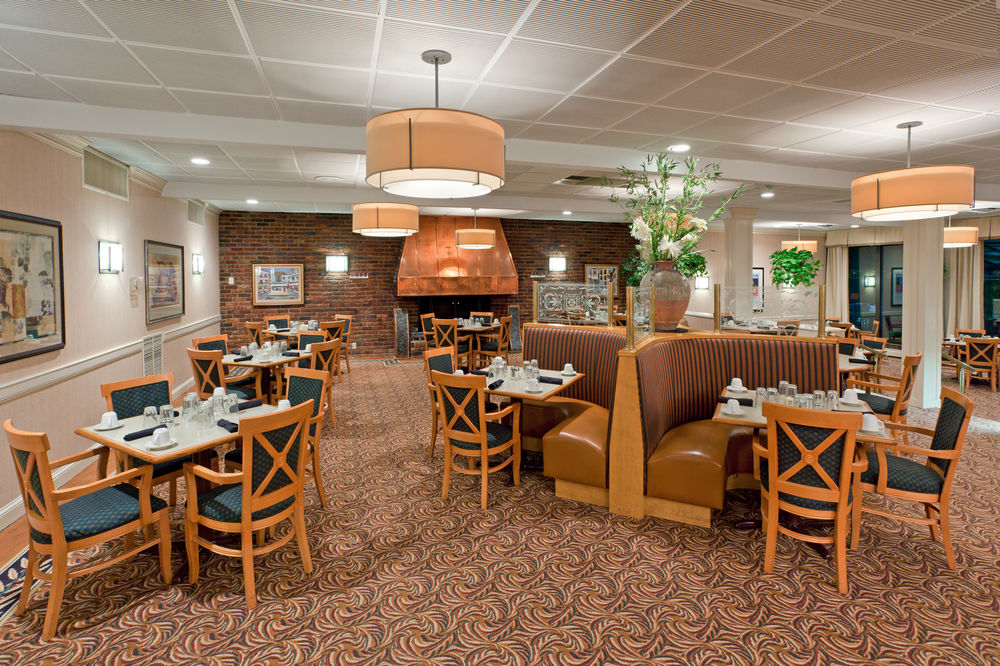 HOLIDAY INN JOHNSTOWN-GLOVERSVILLE