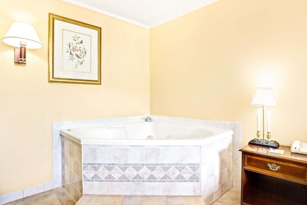 Fotos del hotel - DAYS INN BATH HAMMONDSPORT