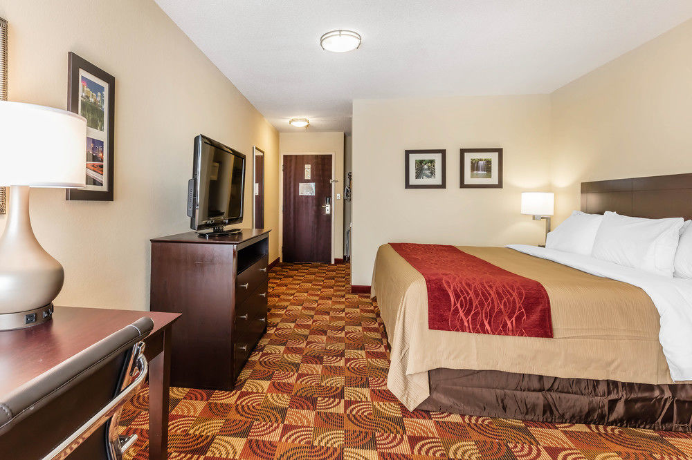 HOLIDAY INN EXPRESS HOTEL AND SUITES JASPER
